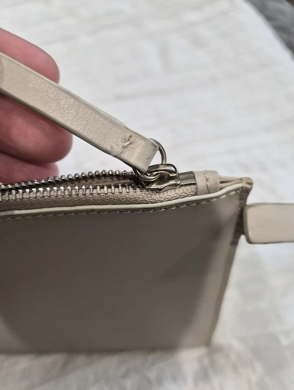 AESTHER EKME Leather Wristlet/Zip Pouch In Cream/Ivory Minimalist Made in Spain‎